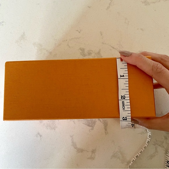 Authentic LV sunglasses packaging, excellent condition - Picture 6 of 7